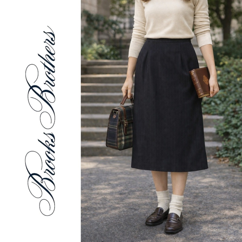 Brooks Brothers, 100% Wool Pinstripe Navy Midi Pencil Skirt Size 8 Vintage